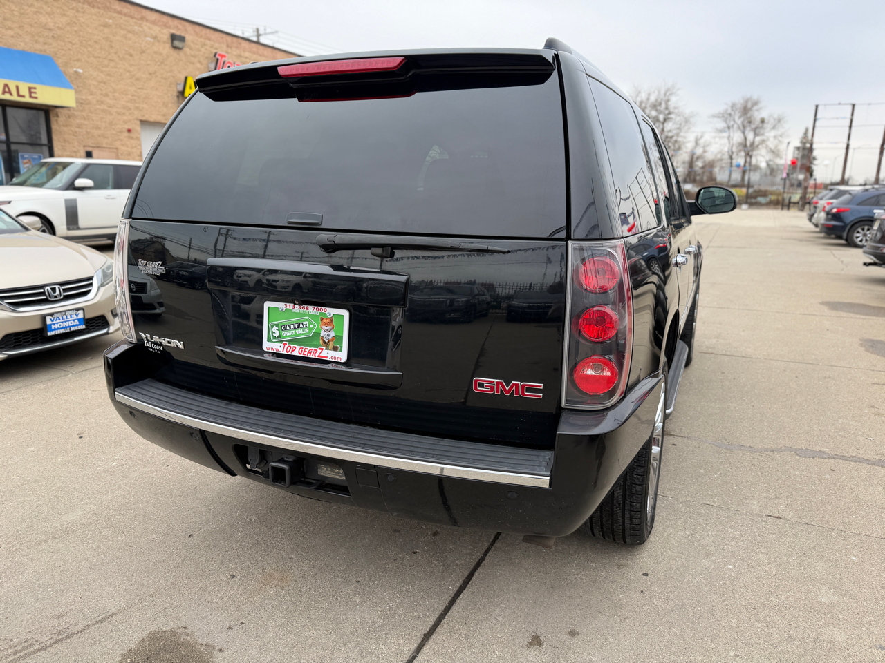 GMC Yukon Denali 4WD 2013