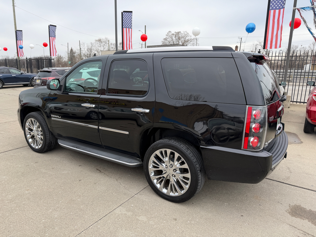 GMC Yukon Denali 4WD 2013