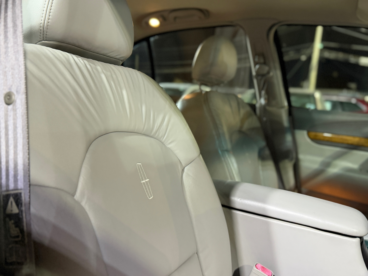 Lincoln Continental Driver Select 2002