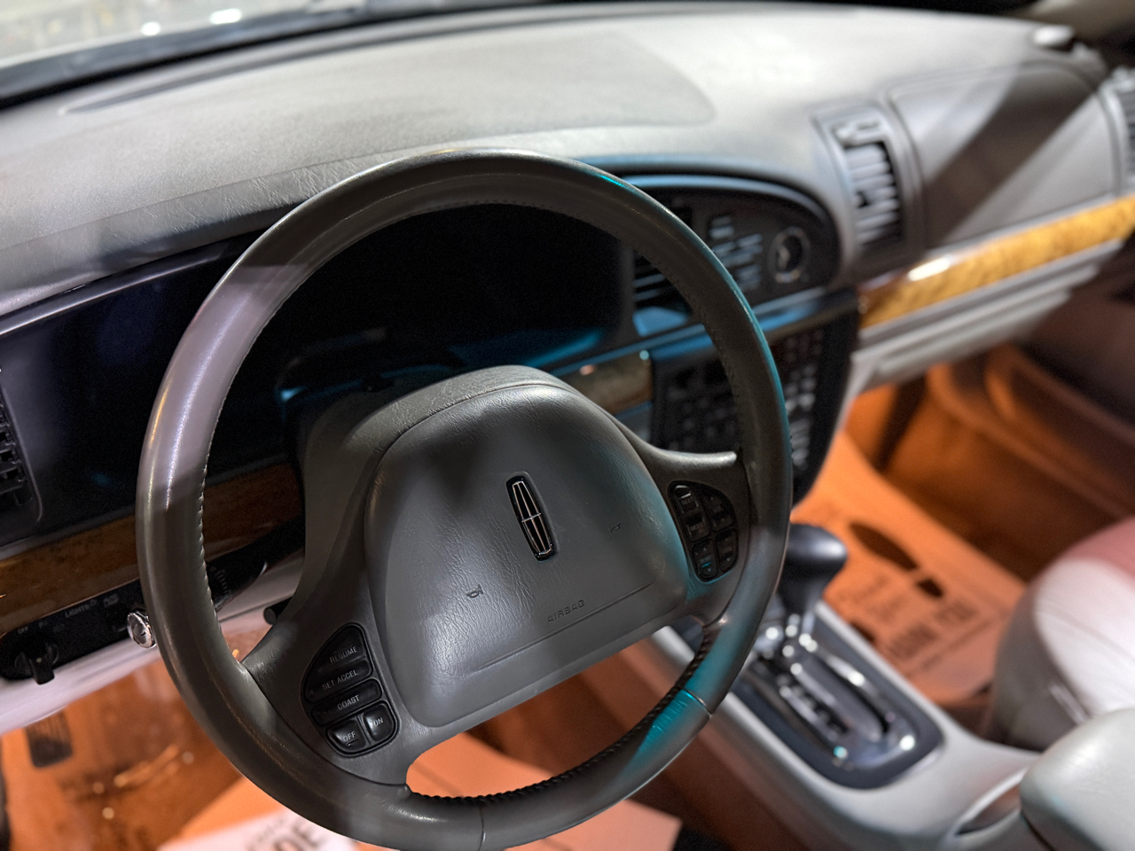 Lincoln Continental Driver Select 2002