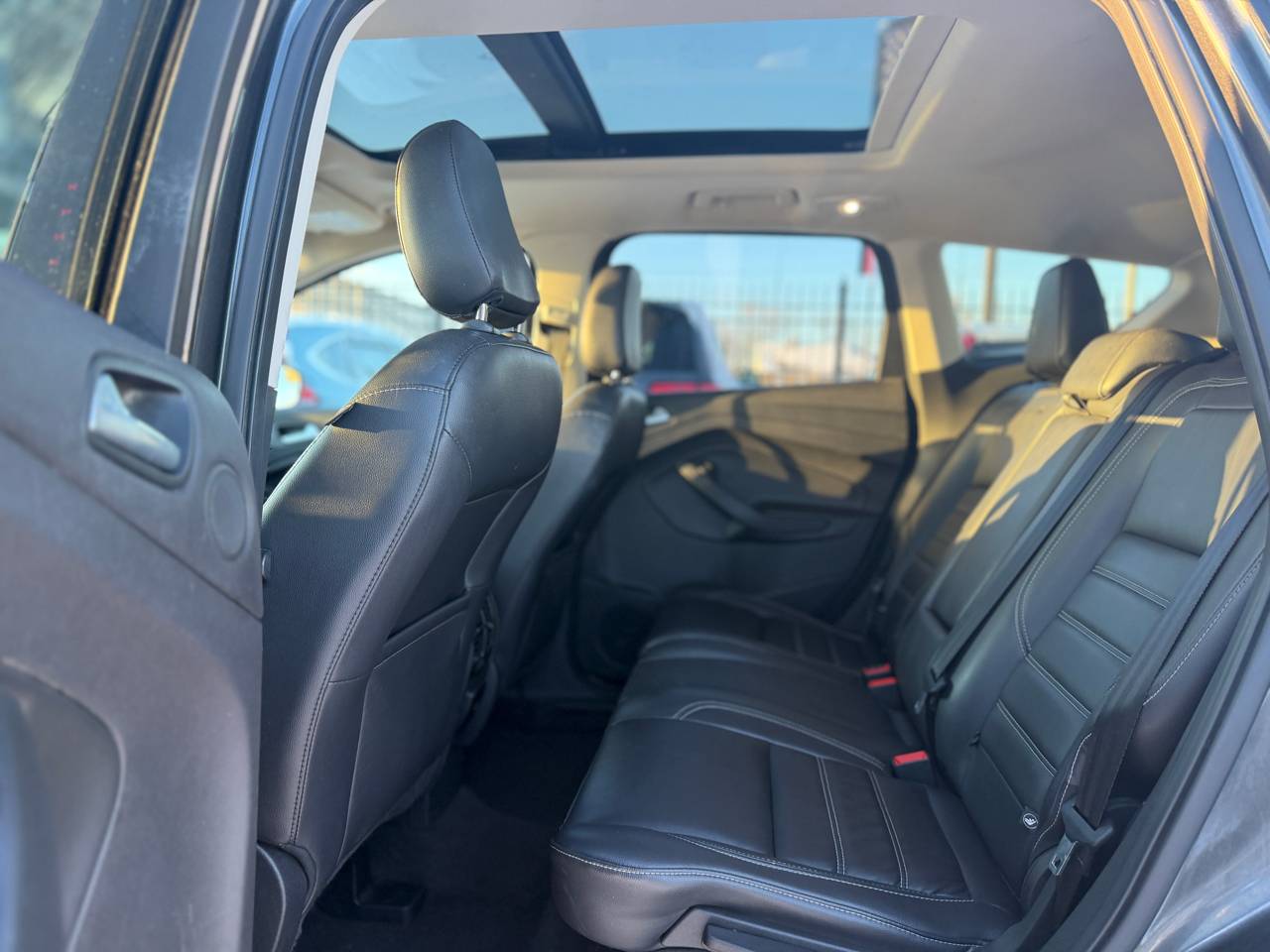 Ford Escape Titanium 4WD 2018