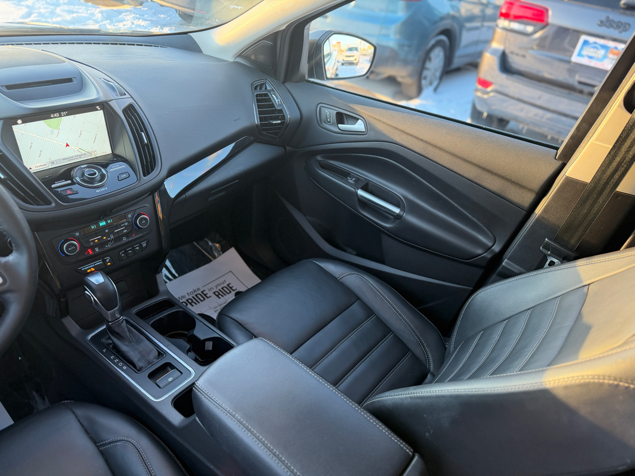 Ford Escape Titanium 4WD 2018