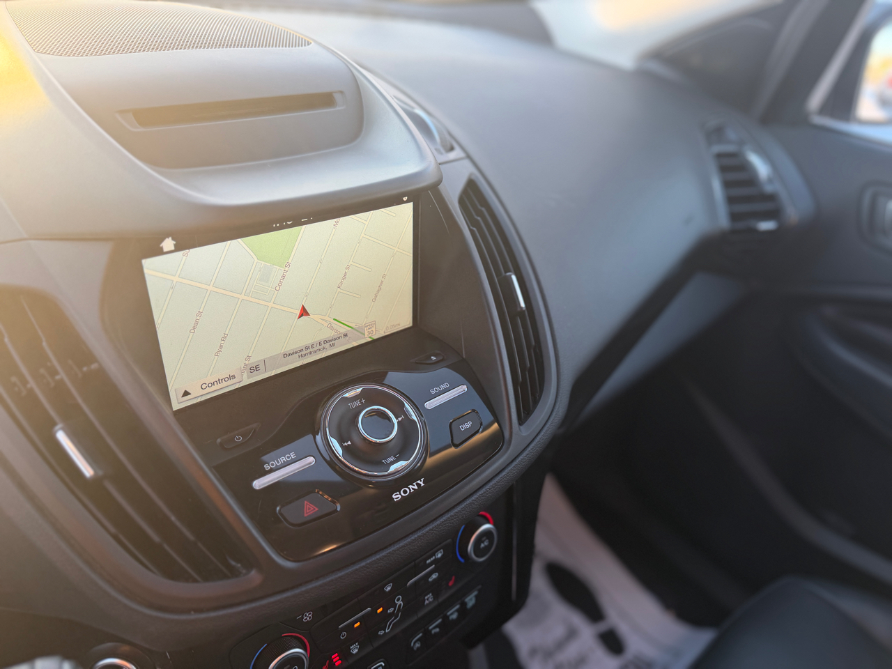 Ford Escape Titanium 4WD 2018