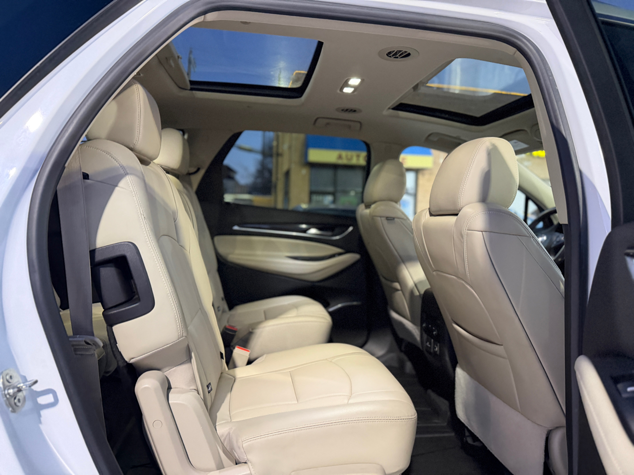 Buick Enclave Essence AWD 2020