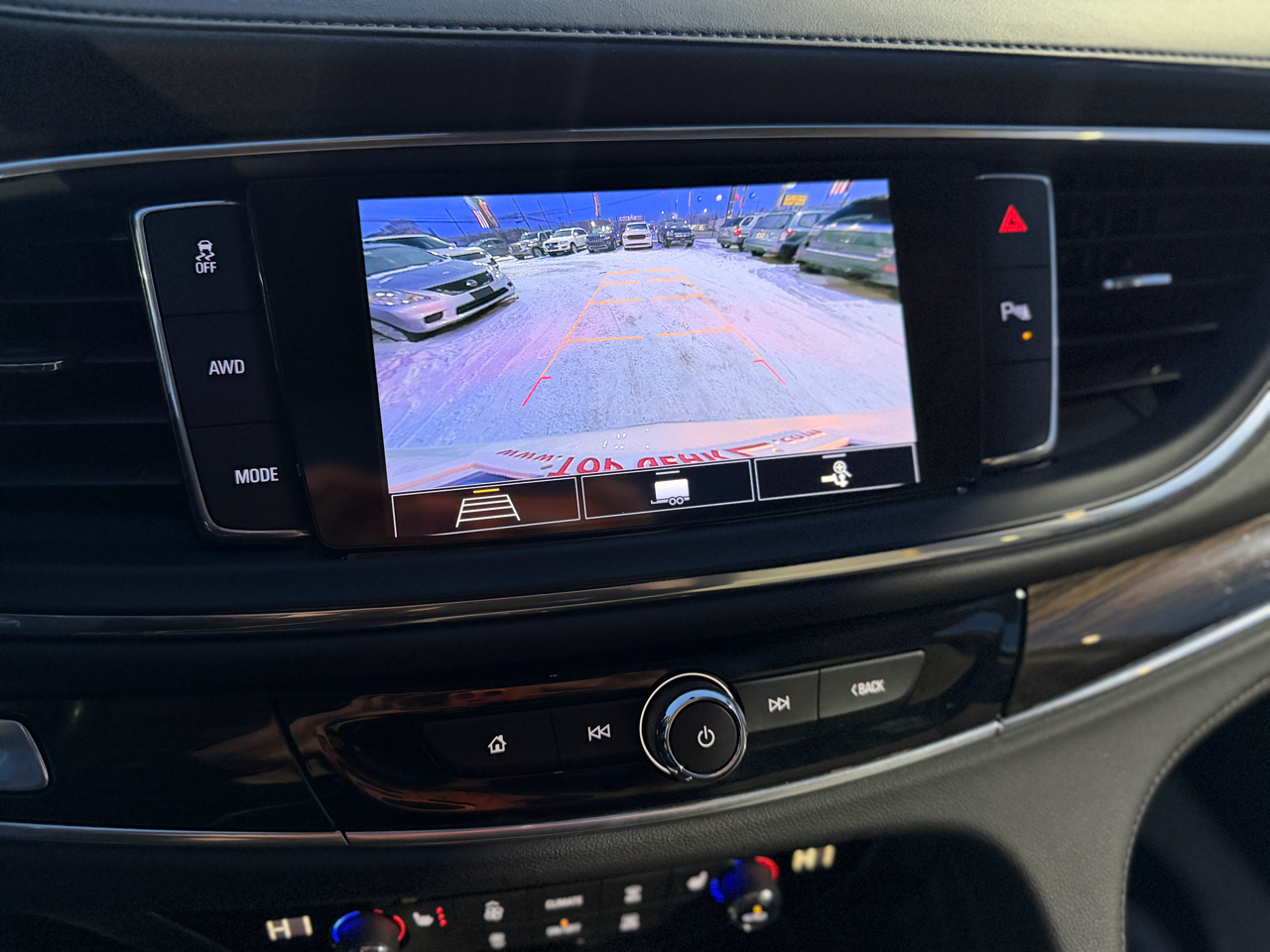 Buick Enclave Essence AWD 2020