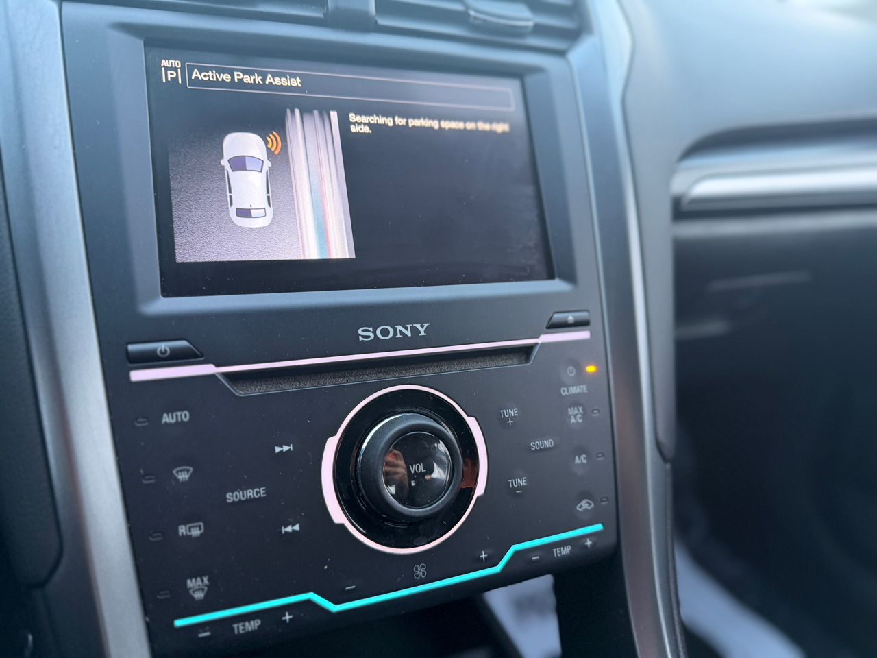 Ford Fusion Titanium AWD 2014