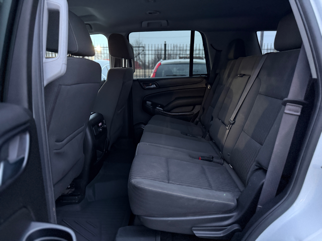 GMC Yukon SLE 4WD 2017