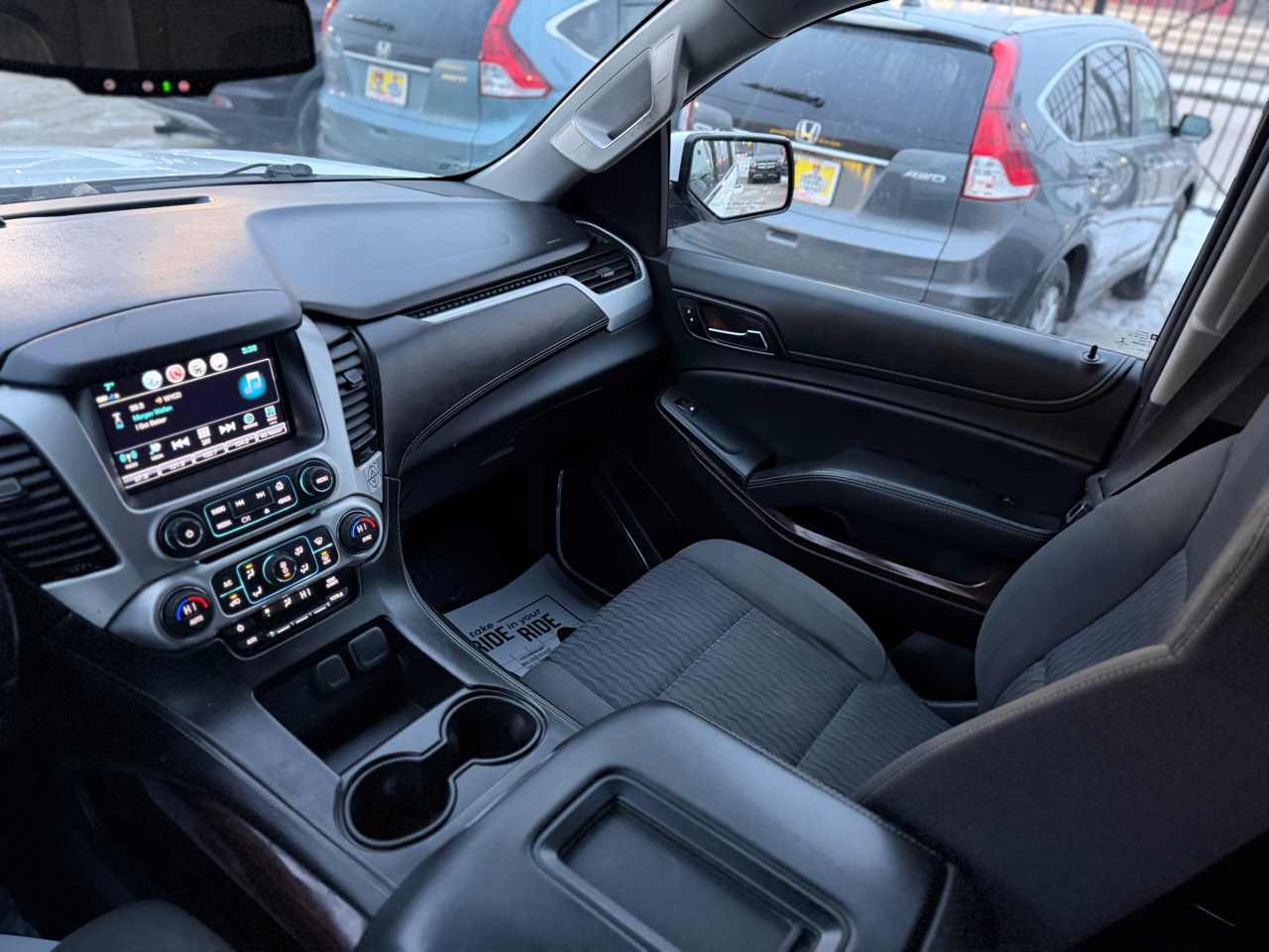 GMC Yukon SLE 4WD 2017