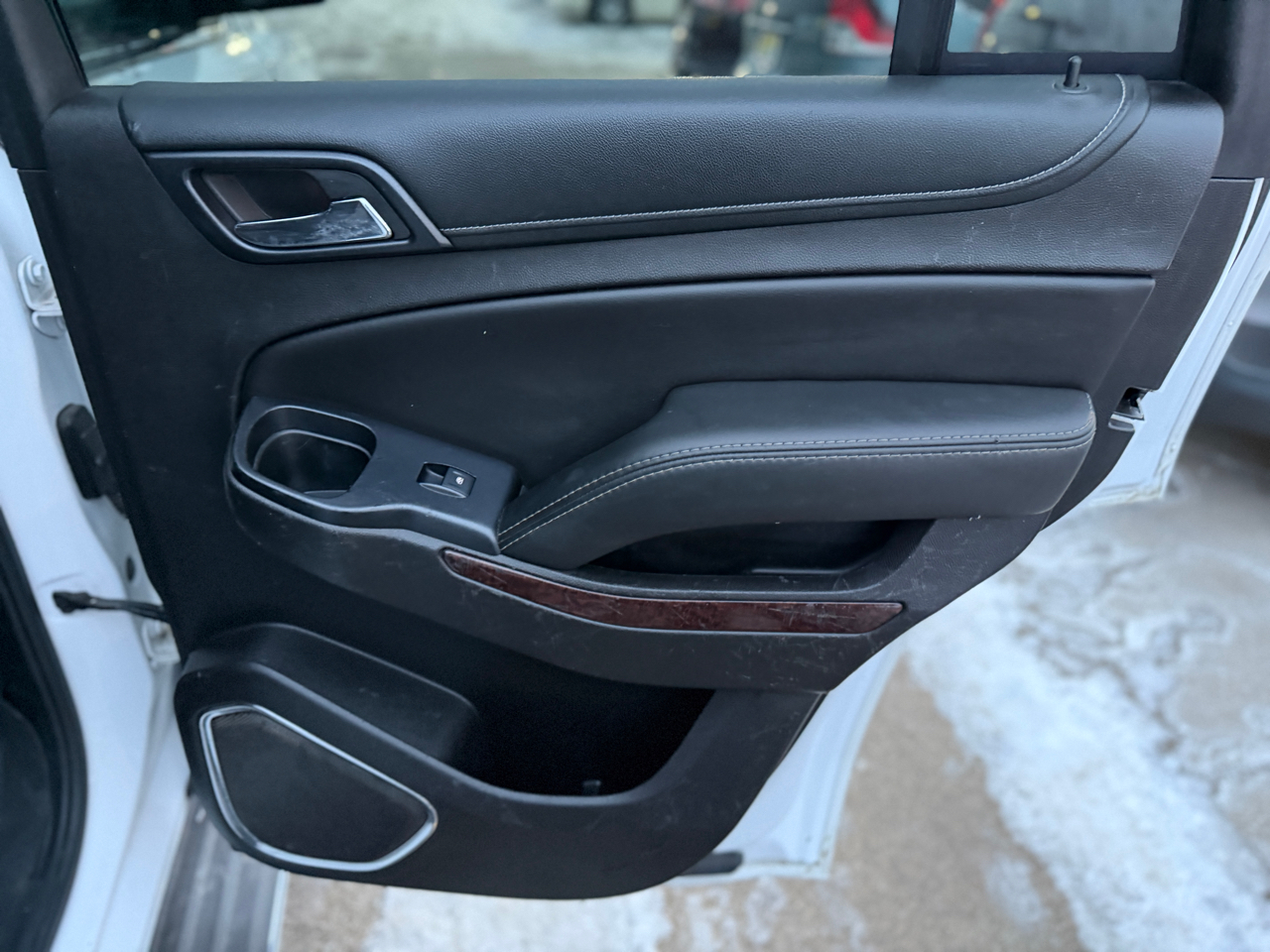 GMC Yukon SLE 4WD 2017