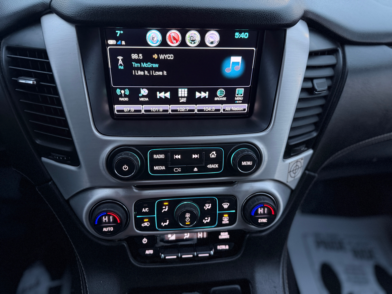 GMC Yukon SLE 4WD 2017