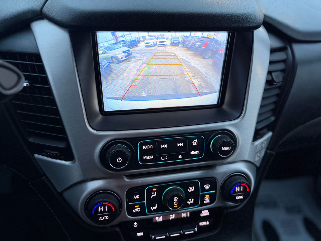 GMC Yukon SLE 4WD 2017