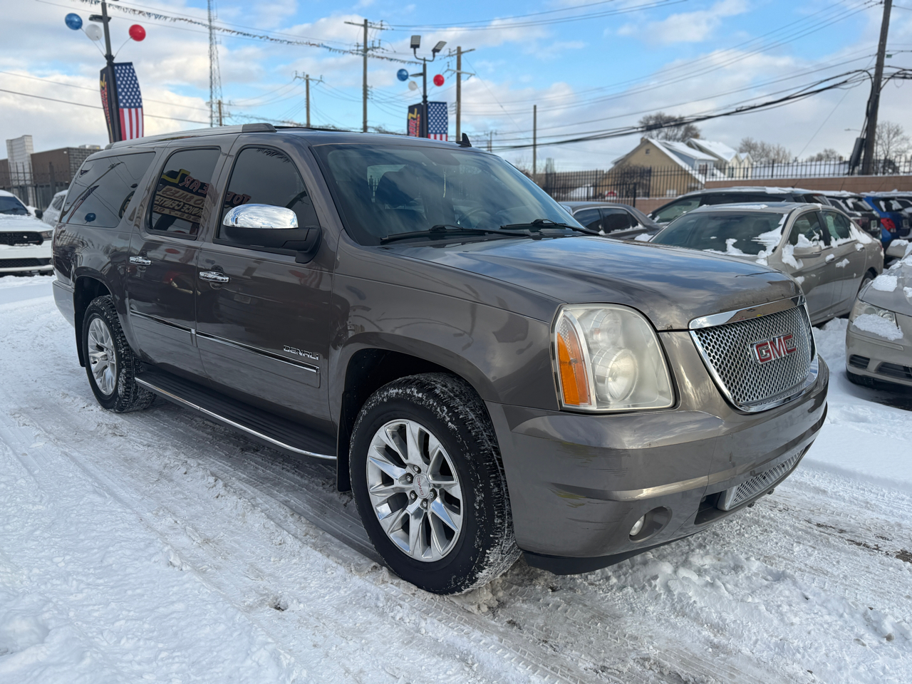 GMC Yukon Denali XL 4WD 2012