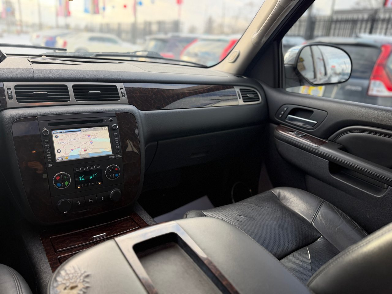 GMC Yukon Denali XL 4WD 2012