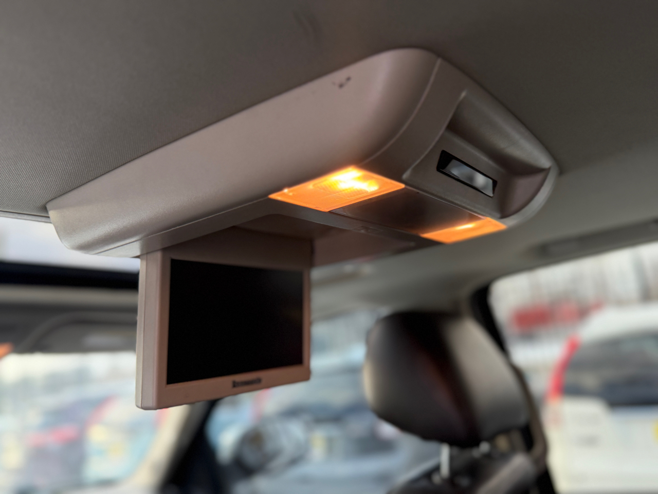 GMC Yukon Denali XL 4WD 2012