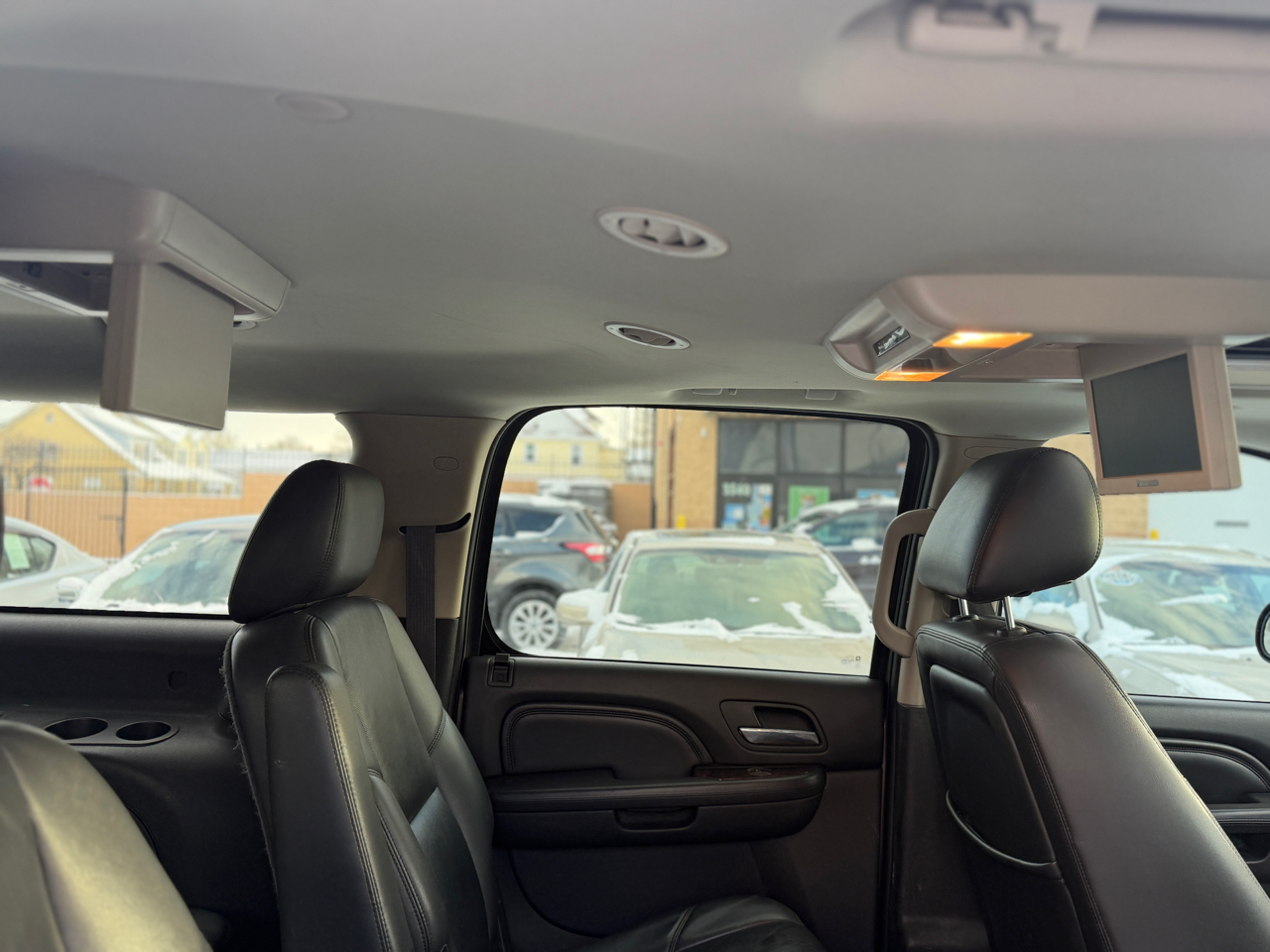 GMC Yukon Denali XL 4WD 2012