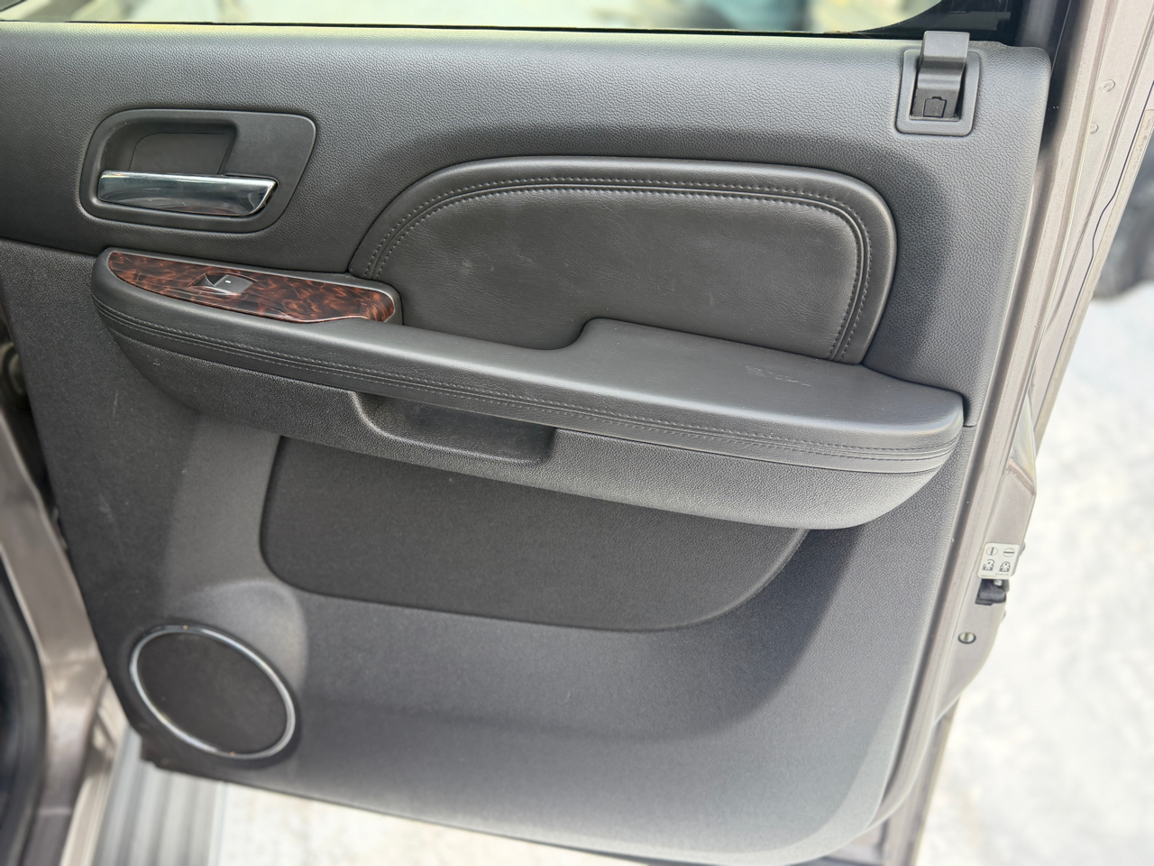 GMC Yukon Denali XL 4WD 2012