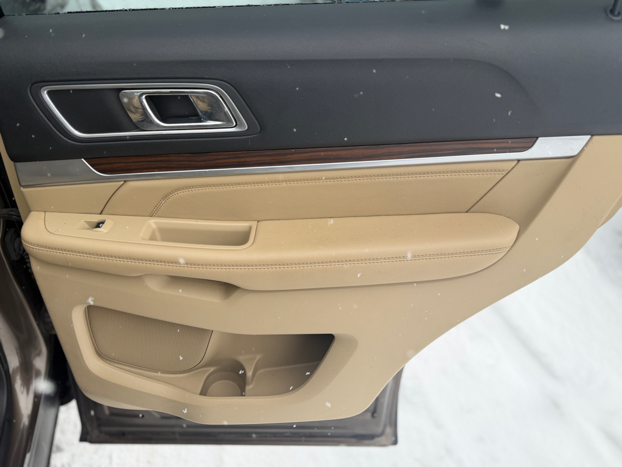 Ford Explorer Limited 4WD 2016