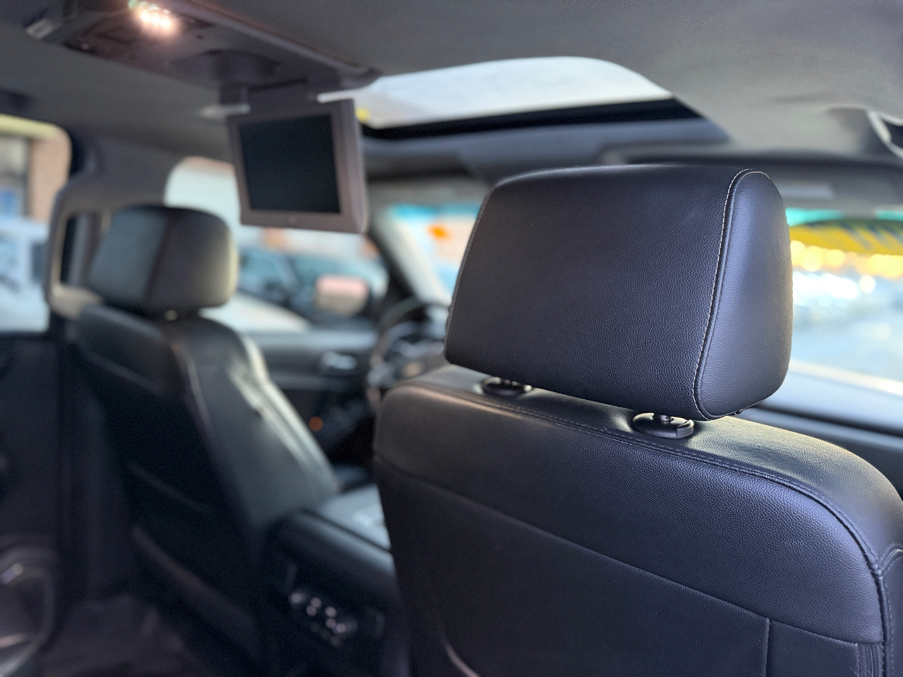 Chevrolet Suburban Premier 4WD 2017