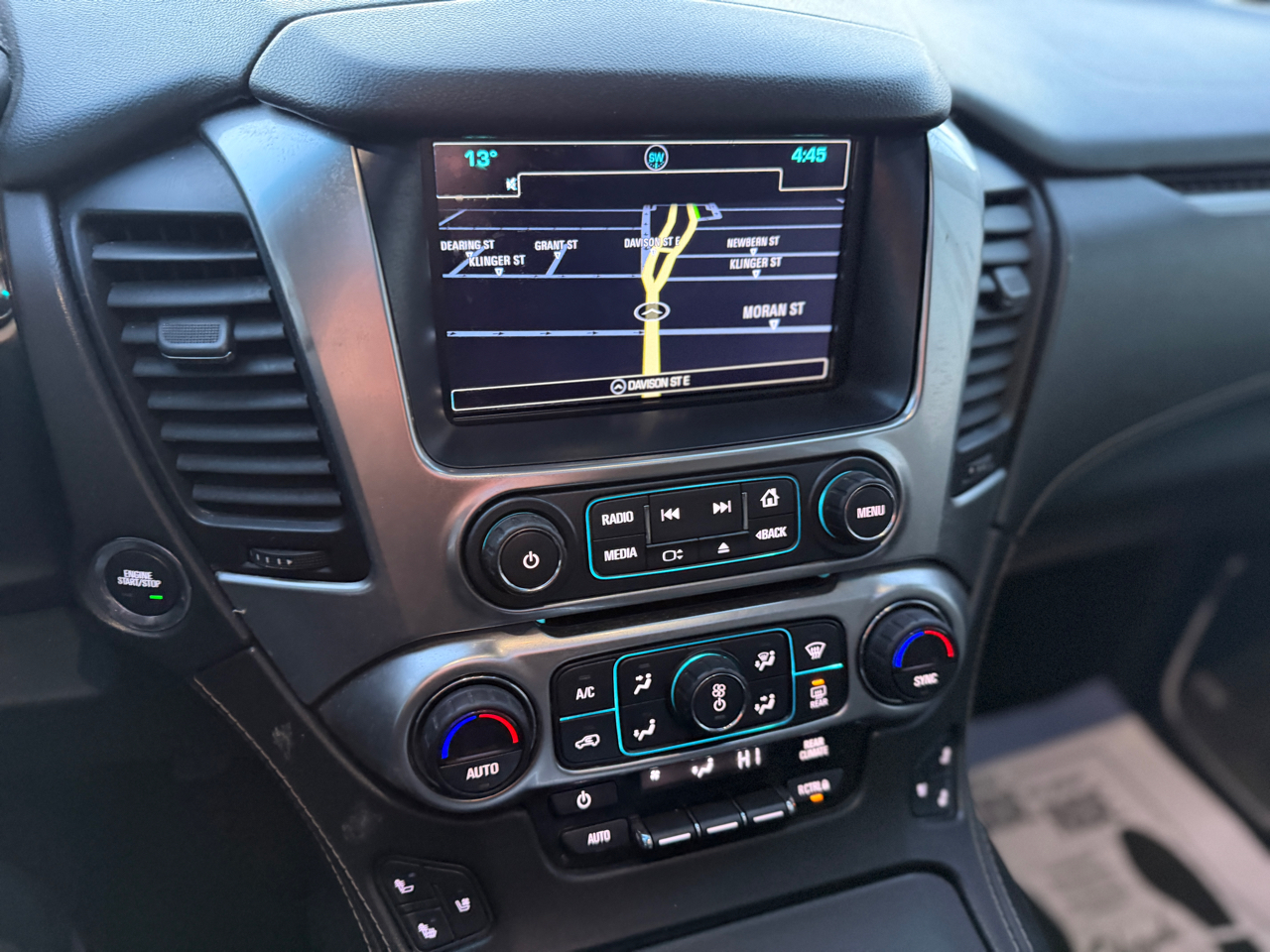 Chevrolet Suburban Premier 4WD 2017