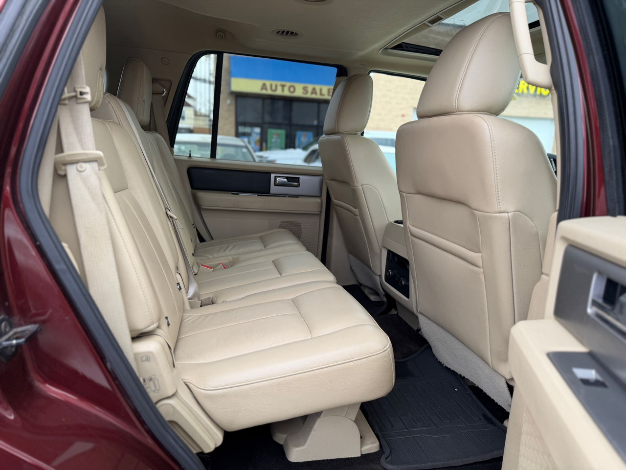 Ford Expedition XLT 4WD 2016