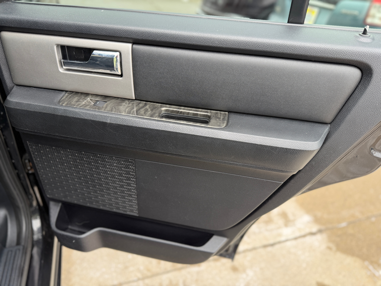 Ford Expedition Limited 4WD 2015