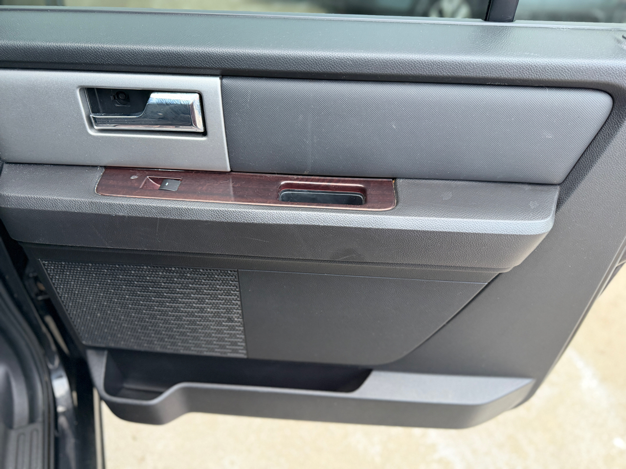 Ford Expedition EL Limited 4WD 2010