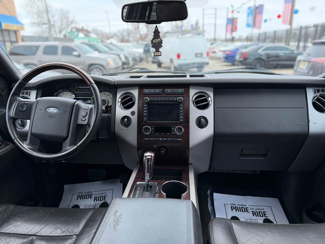 Ford Expedition EL Limited 4WD 2010