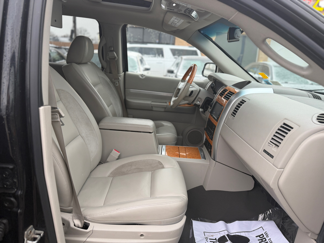 Chrysler Aspen Limited 4WD 2008