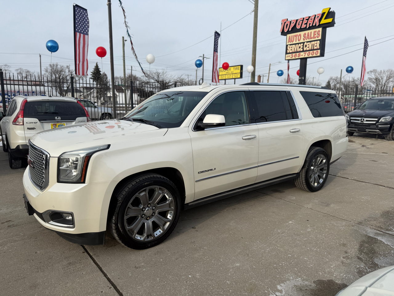 GMC Yukon Denali XL 4WD 2015