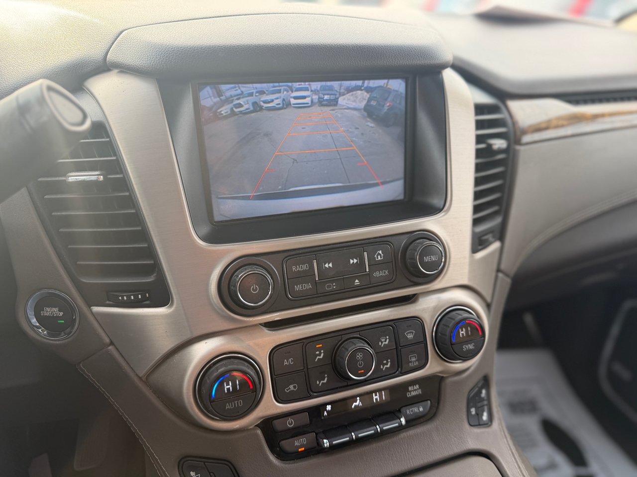 GMC Yukon Denali XL 4WD 2015