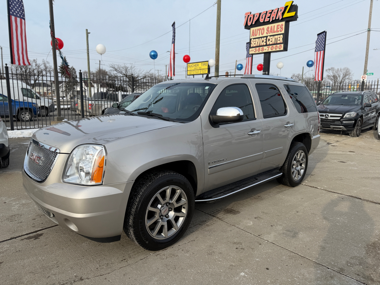 GMC Yukon Denali 4WD 2009