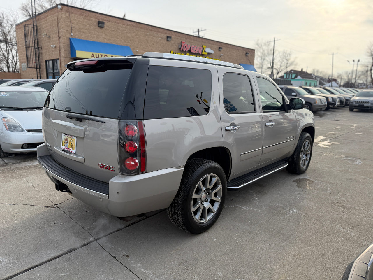 GMC Yukon Denali 4WD 2009