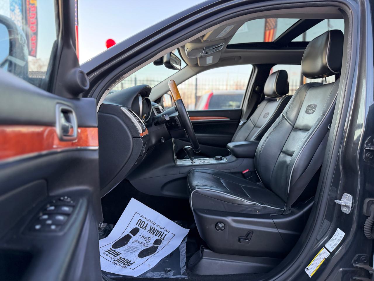 Jeep Grand Cherokee Overland 4WD 2011