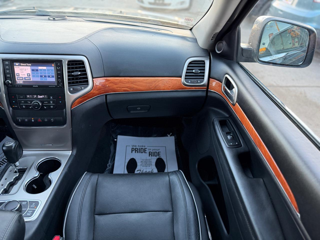 Jeep Grand Cherokee Overland 4WD 2011