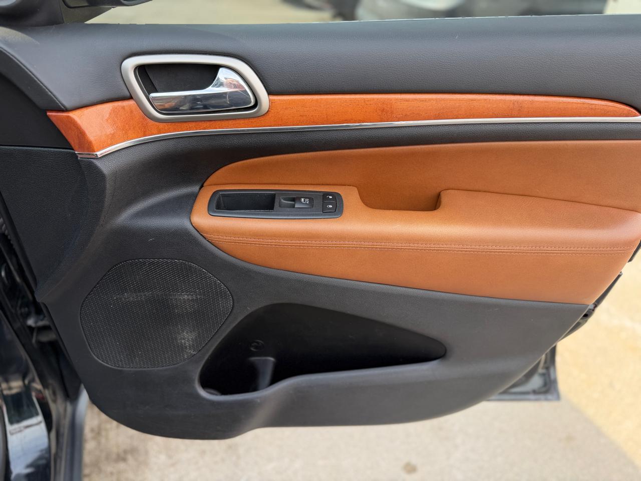 Jeep Grand Cherokee Overland 4WD 2013