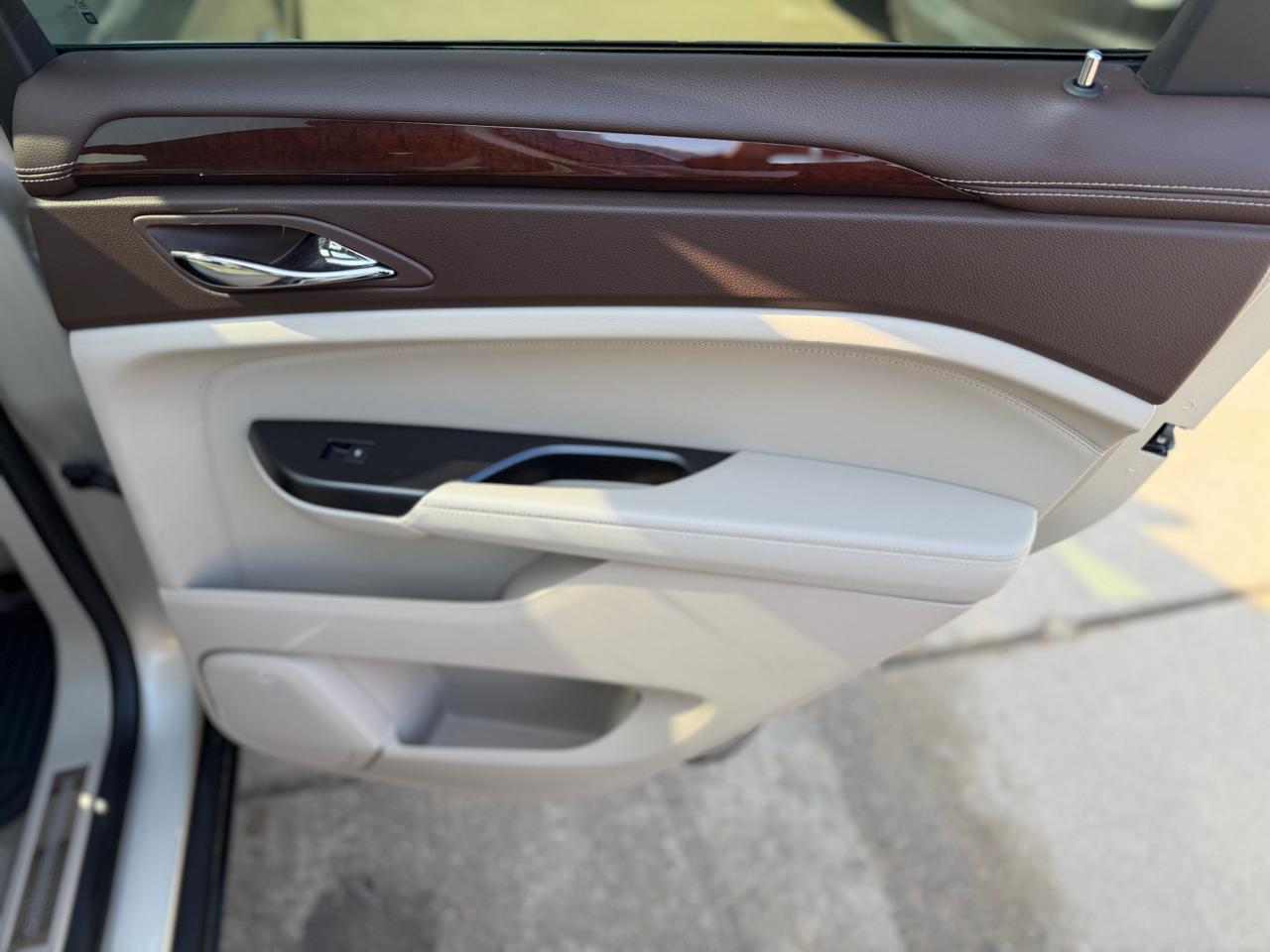 Cadillac SRX Performance Collection 2013