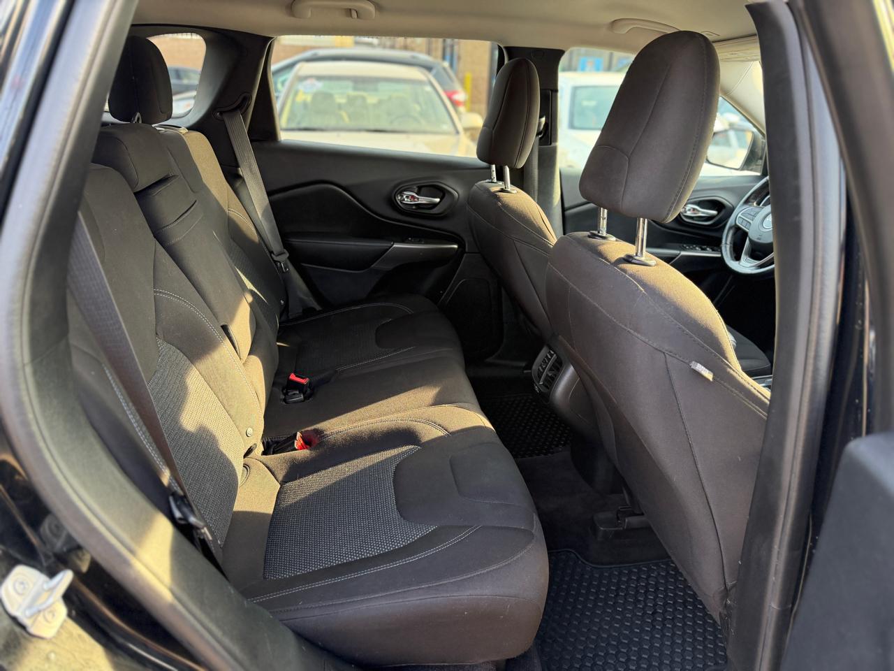 Jeep Cherokee Latitude 4WD 2019