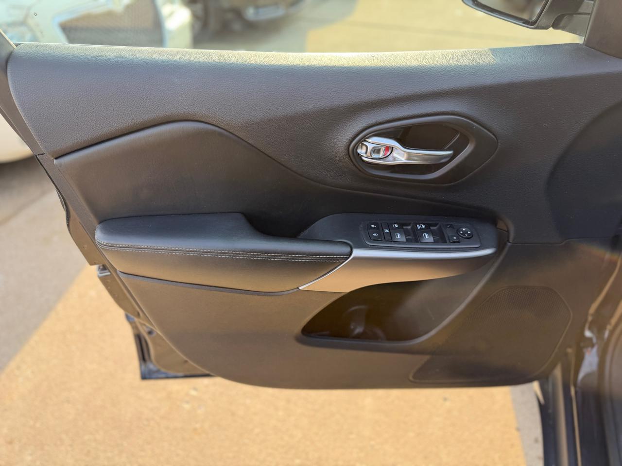 Jeep Cherokee Latitude 4WD 2019