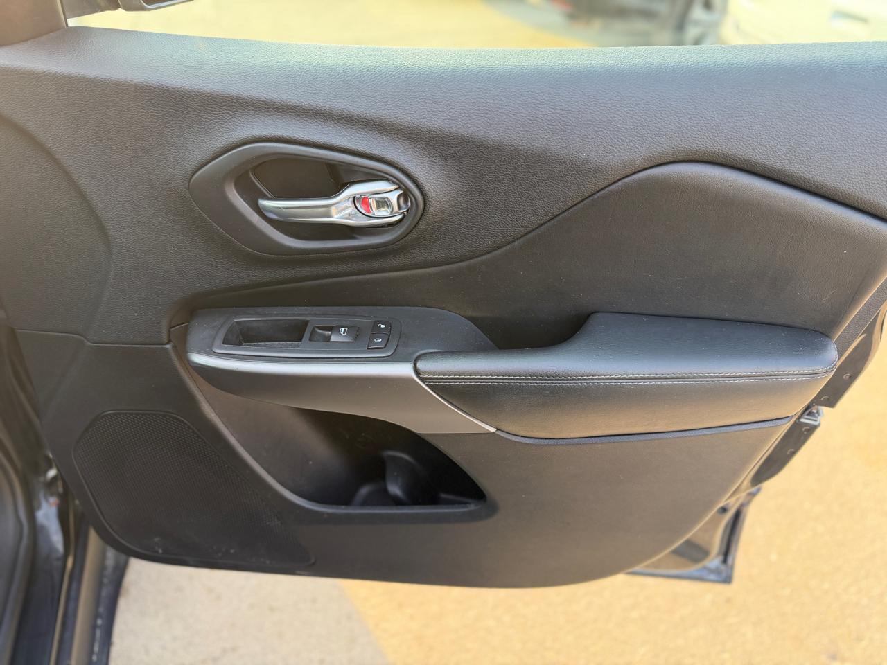 Jeep Cherokee Latitude 4WD 2019