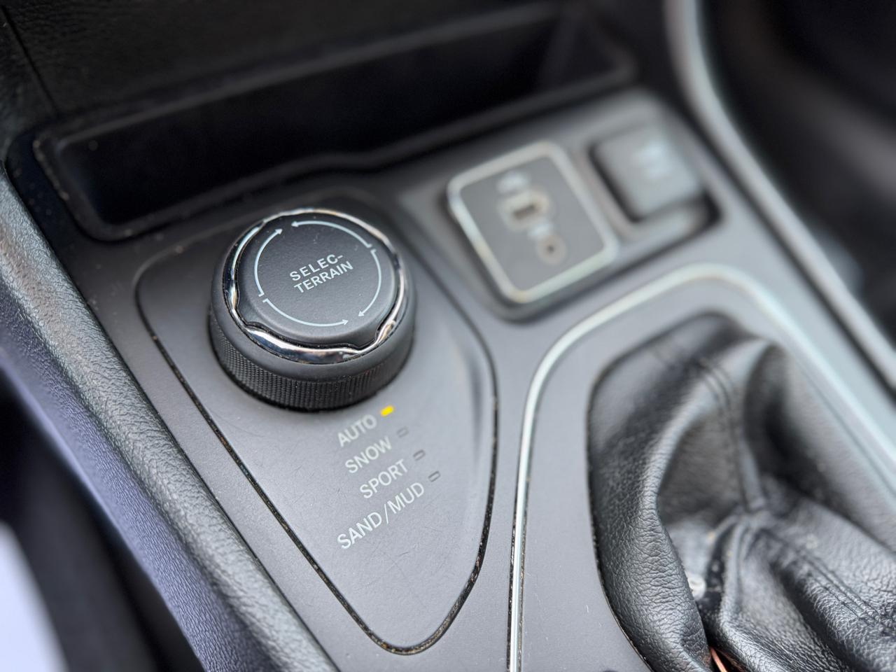 Jeep Cherokee Latitude 4WD 2019