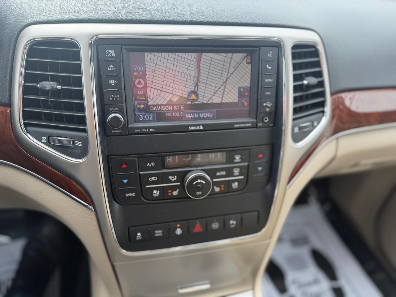 Jeep Grand Cherokee Limited 4WD 2011