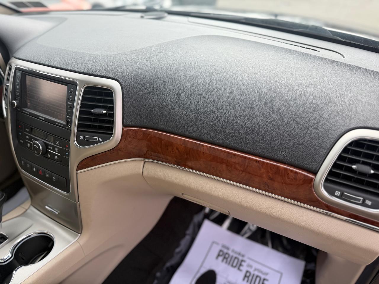 Jeep Grand Cherokee Limited 4WD 2011