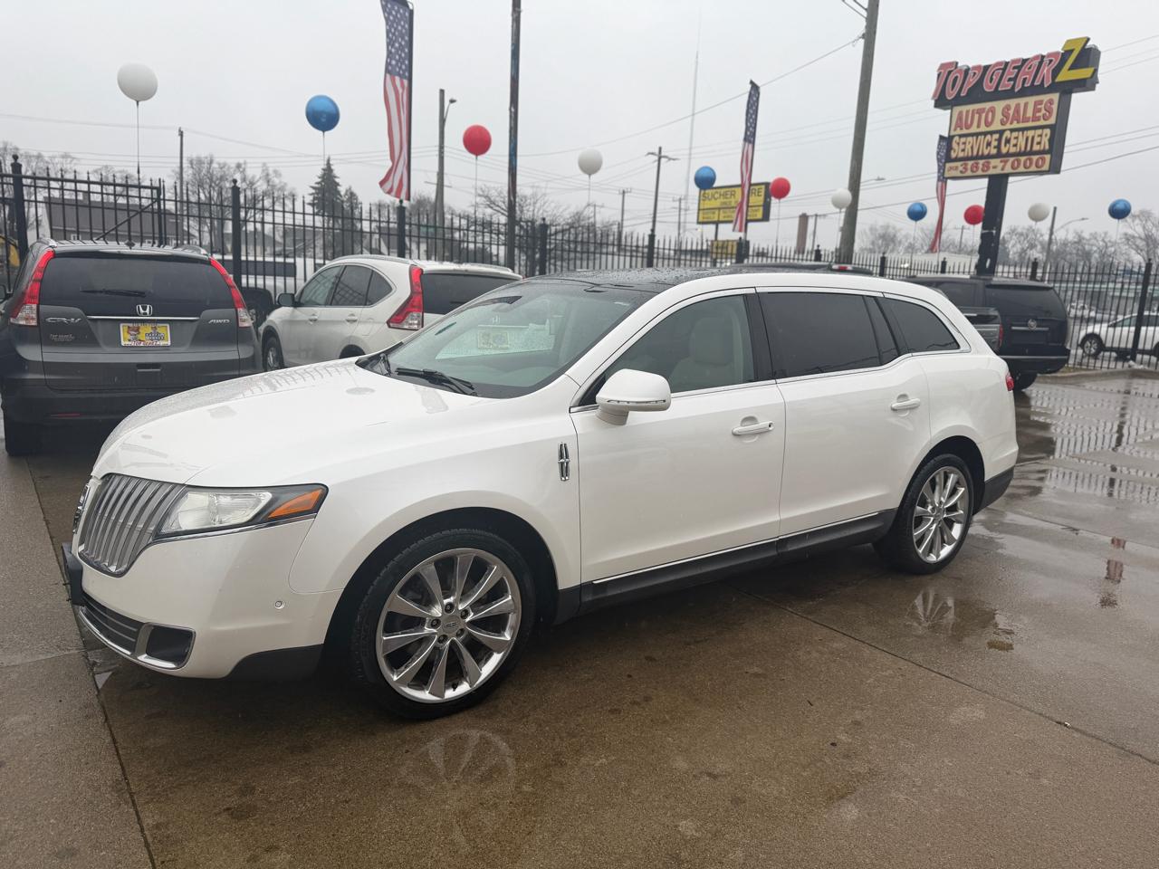Lincoln MKT 3.5L with EcoBoost AWD 2012