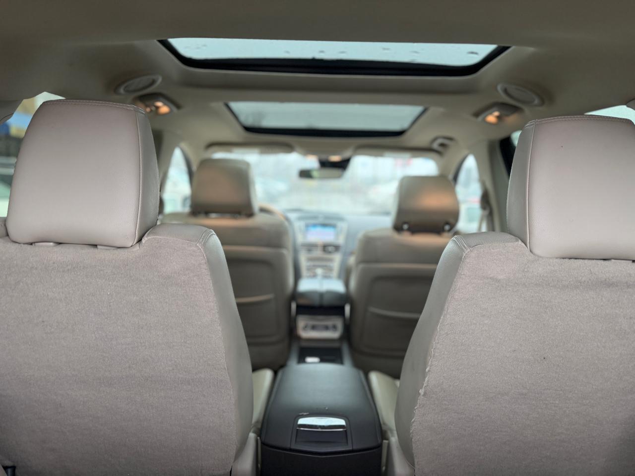 Lincoln MKT 3.5L with EcoBoost AWD 2012