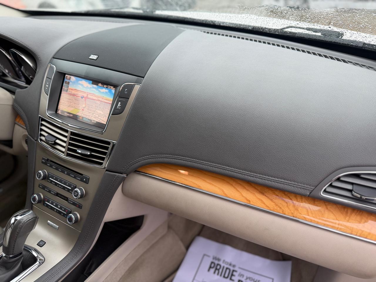 Lincoln MKT 3.5L with EcoBoost AWD 2012