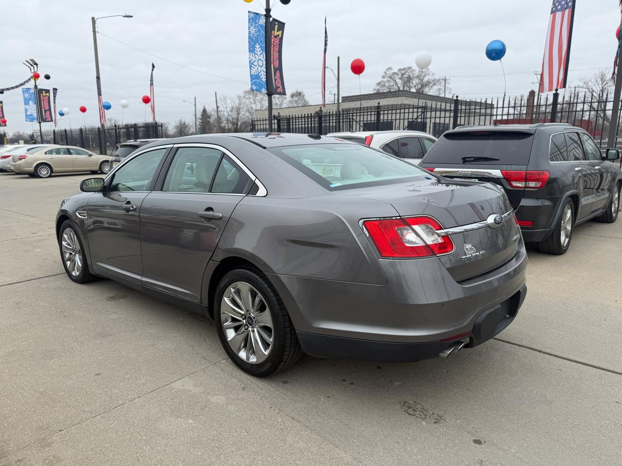 Ford Taurus Limited 4D Sedan 2012