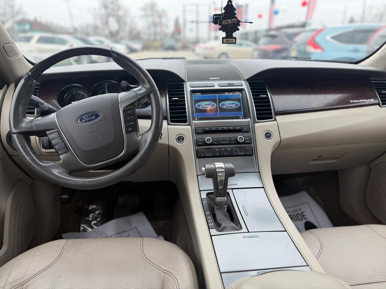 Ford Taurus Limited 4D Sedan 2012