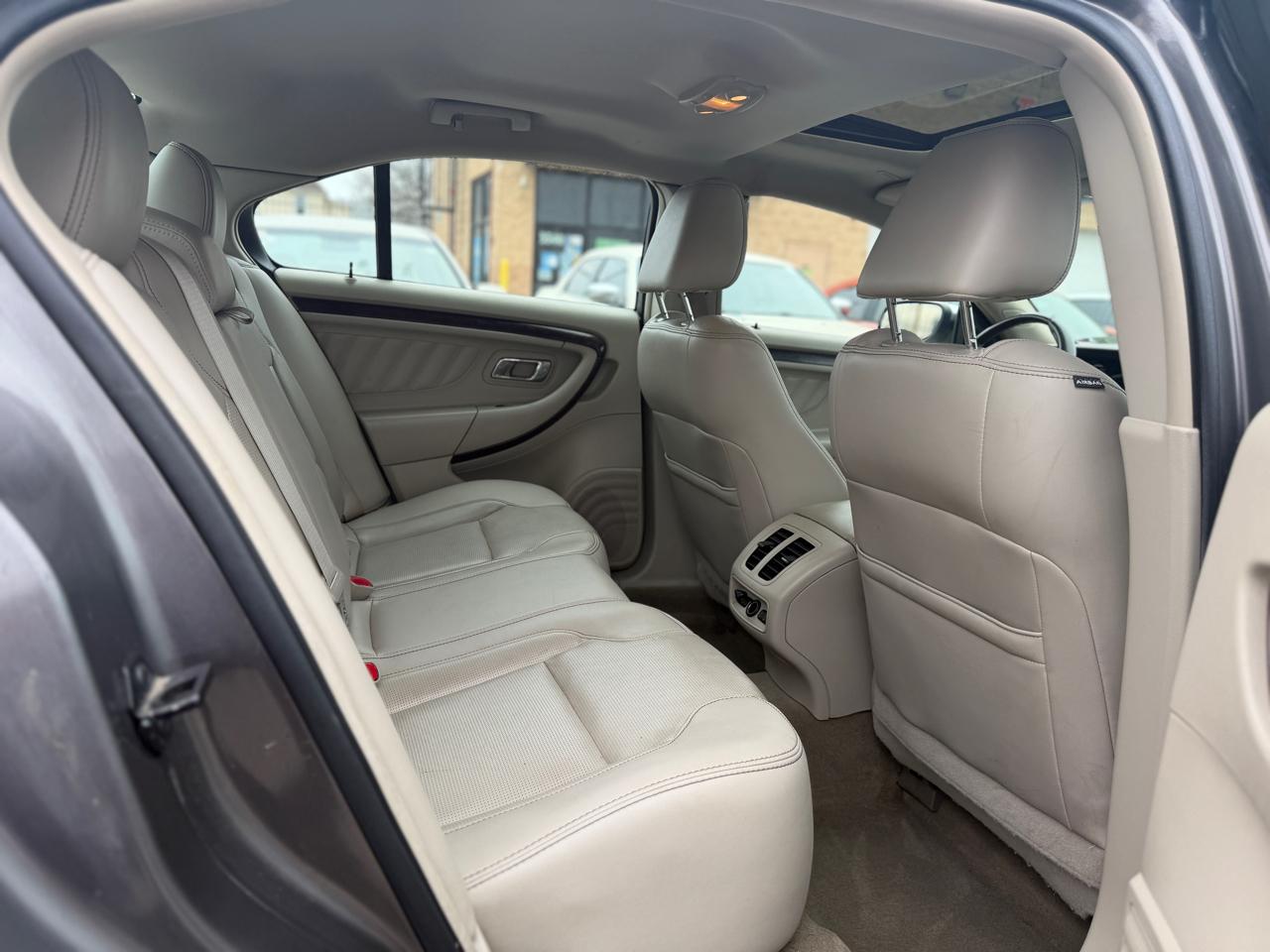 Ford Taurus Limited 4D Sedan 2012