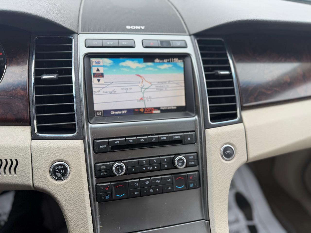 Ford Taurus Limited 4D Sedan 2012