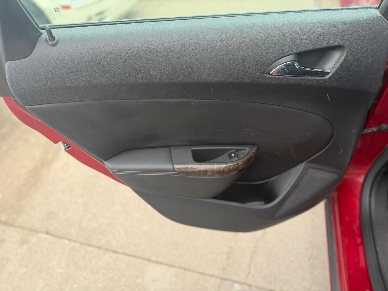 Buick Verano Leather 2012